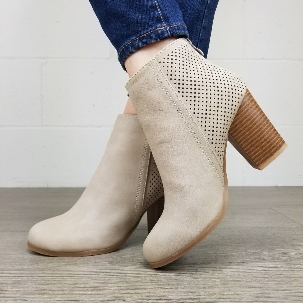 Beige Perforated Design Heel Ankle Booties - Picture 5 of 8